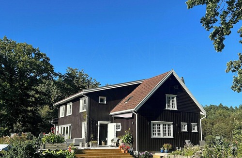 Mandal House | Idyllic farm with access to boathouse and jetty