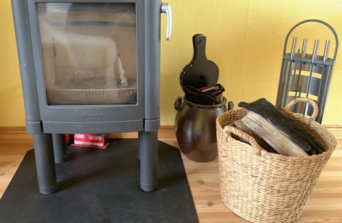 Fasalt House | Idyllic holiday home near Örkelljunga, sun terrace, wood-burning stove, forests and lakes