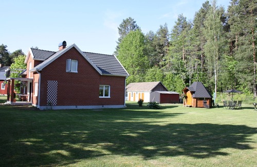 Bockara House | Idyllic holiday home in southern Sweden, near the lake, WiFi