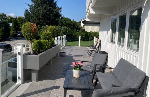 Spjelkavik House | Idyllic Sunnmøre Escape house for up to 10 persons, with a Private Hot Tub+Sauna