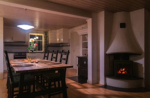 Sunne Municipality House | Idyllic Swedish house with lake view and 350 m private shoreline