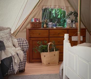 Skien Other | Idyllisk glamping rett ved elven
