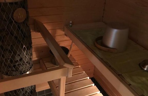 Lahti Apartment | Ilmastoitu 55 m2 huoneisto saunalla Lahden satamassa