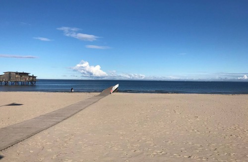 Bastad Ski Chalet | In famous Båstad City Center with Sea view Cozy Skåne South of Sweden WiFi