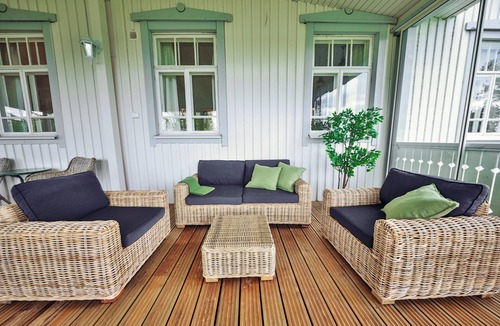 Loppi Villa | In the eastern wing, 6 people accommodate in a three two-person rooms
