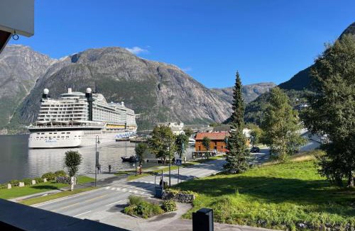 Eidfjord House | Ingrids Apartments
