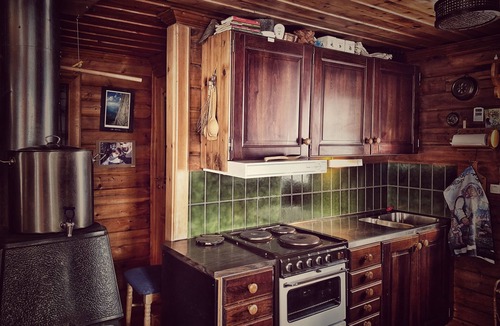 Kvikkjokk Ski Chalet | Into Jack London's Wilds.: Northern Lights, Midnight Sun, Sled dog, Quitness
