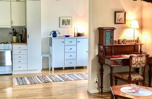 Visby Apartment | Inviting apartment in quiet residential area in the middle of Visby.