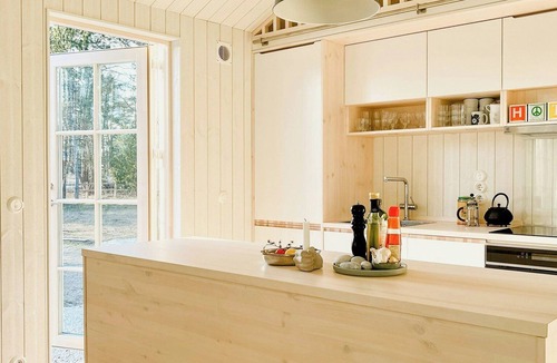 Ljugarn House | Island paradise: family-friendly near the sea