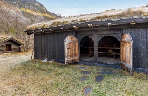 Sel House | Jørundgard Vikingcamp