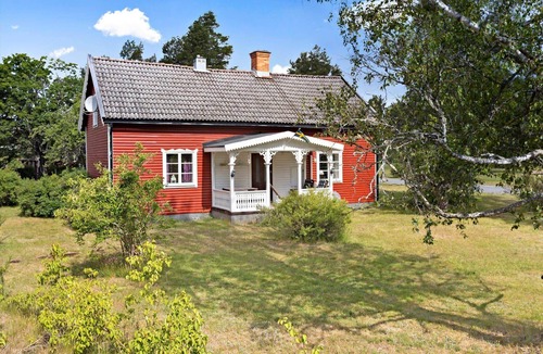 Hultsfred Municipality House | KAL472 Målilla - Virserumsvägen 28