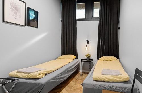 Jarfalla Hostel | Kallhällsbaden Strandhotell