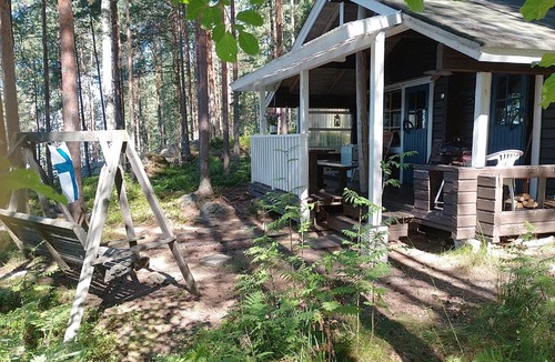 The Lakelands Cabin | Kalliomökki