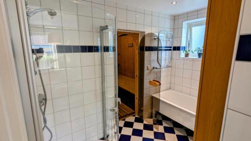 Molndal House | Kamer in een woning vlakbij Natuur en Göteborg