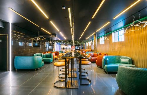 Toyen Hotel | Kampen Hotell