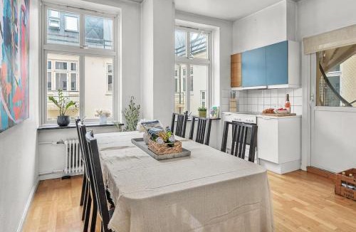 Bergen City Centre Apartment | Kanskje den største Airbnb-leiligheten i sentrum!