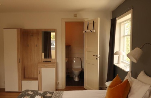 Kivik Bed & Breakfast | Kaptenshuset B&B