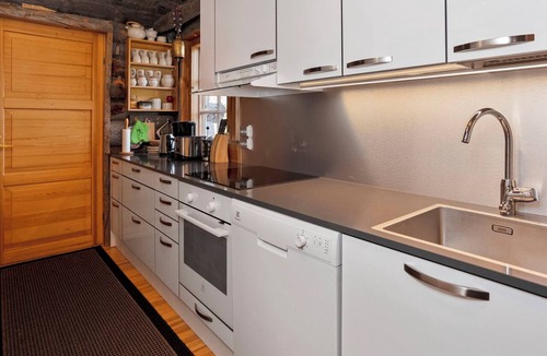 Rukatunturi House | Karhunpesä by Interhome