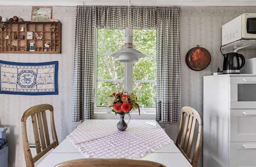 Fargelanda House | Kasen Lillstugan by Interhome