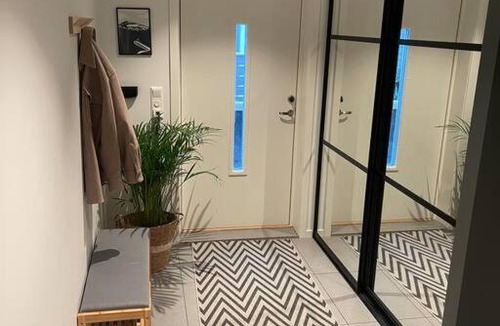 Tromso Apartment | Kingsize beds, aurora viewing, Four bedroom
