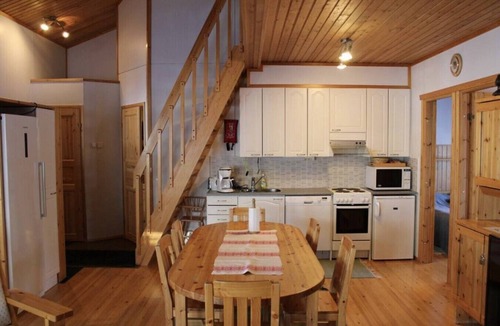 Rukatunturi Apartment | Kivanta F 27 | Ruka Lakeside Chalet for 10 | Sauna