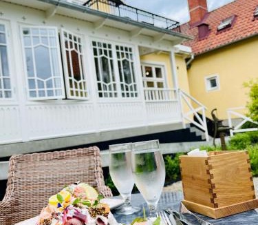 Kivik Hotel | Kivikstrand Badhotell