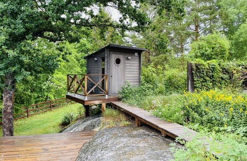 Mariefred Cabin | koh tenta, a b&b in a luxury glamping style