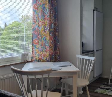 Pori Apartment | Kompakti yksiö numero 12 pienkerrostalossa