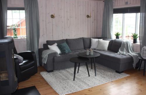 Stryn Villa | Koselig Familie Hytte Hydla Stryn skisenter