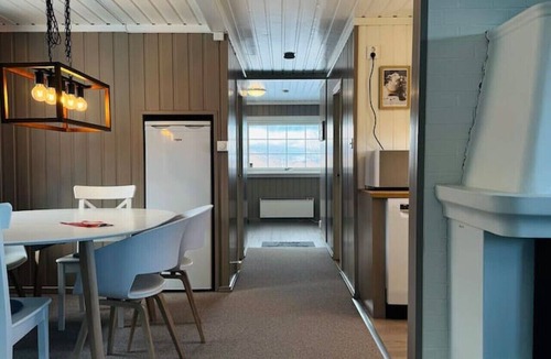 Hol Municipality Cabin | Koselig hytte midt i fredelige omgivelser