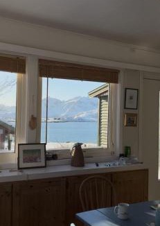 Flakstad Apartment | Koselig studio i Lofoten - ved Rambergstranda