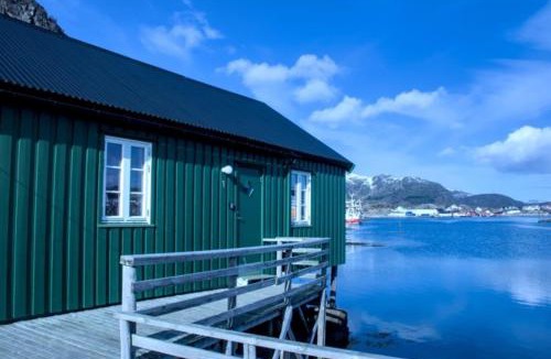 Ballstad Apartment | Kræmmervika Rorbuer - Rustic Cabins & Hostel in Lofoten