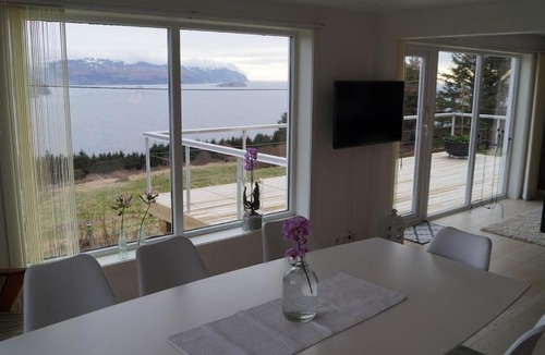 Vagsoy House | Kvalheim Nordfjord