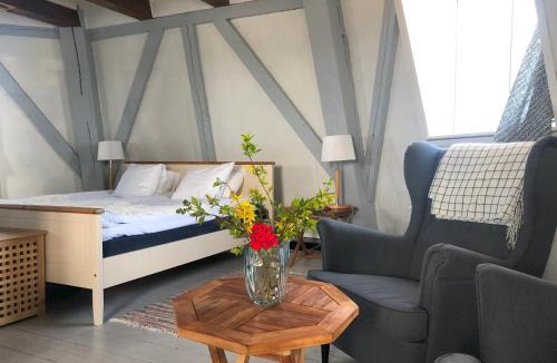 Falkenberg House | Kvarnen Pensionat och Restaurang