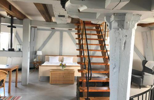 Falkenberg House | Kvarnen Pensionat och Restaurang