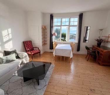 Bukten Apartment | Lägenhet med havsutsikt