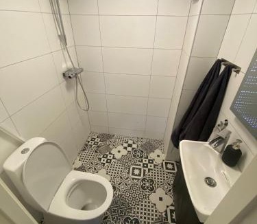 Vastra Frolunda Apartment | Lägenhet nära badplatser, Önnered