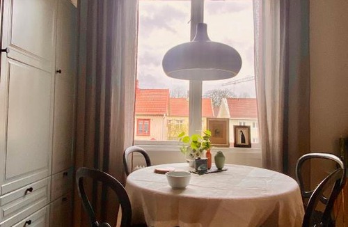 Sorhaga-Centrum Apartment | lägenhet på innergården