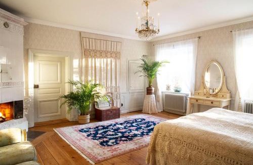 Molnbo Bed & Breakfast | Långbro Gård i Mölnbo