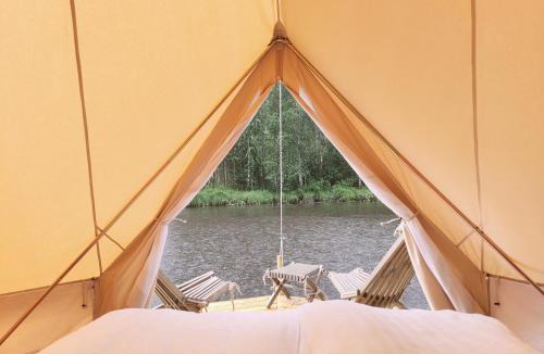 Lapptrask Resort | Långforsen Glamping & Lapland Experience