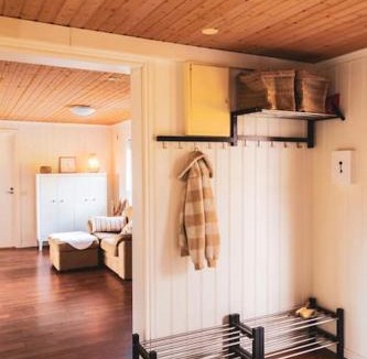 Hagfors Municipality Ski Chalet | Långrösta; Ruime blokhut grenzend aan bos