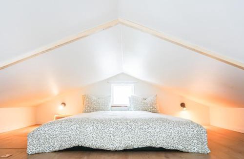 Haninge Apartment | La Petite bohéme with free parking