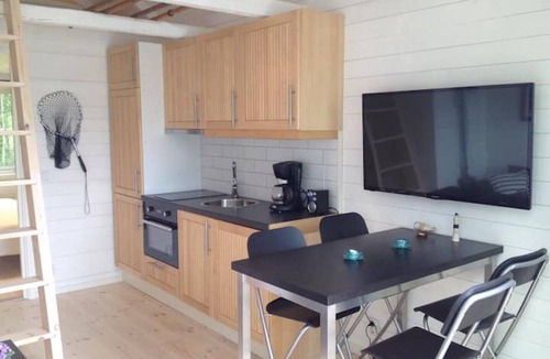 Tofta Cabin | Lake cottage by the sea with its own lake plot, jetty and boat
