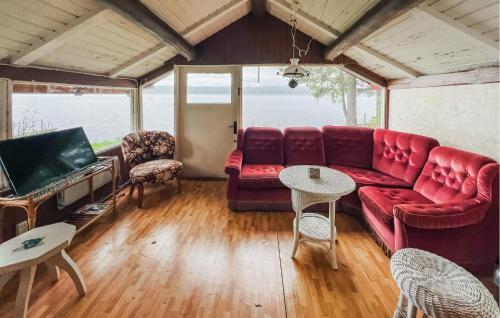 Leksand House | Lake Front Home In Leksand With Lake View