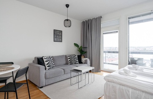Tampere Apartment | Lake View 7th Floor Studio next to Downtown
