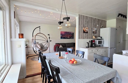 Otterbacken House | Lakeside Family Home in Otterbäcken – Sleeps 6+, 200m to Lake Vänern