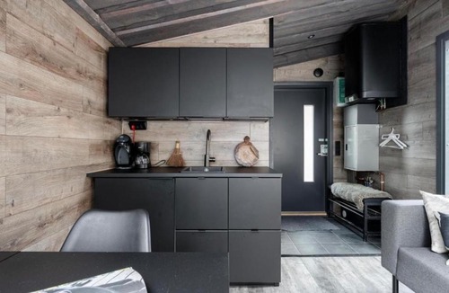 Kuusa Apartment | Lakeside suite with panorama view