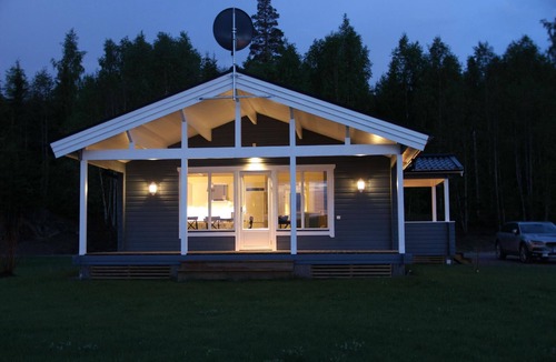 Svardsjo House | Lakeview Houses Sweden 1