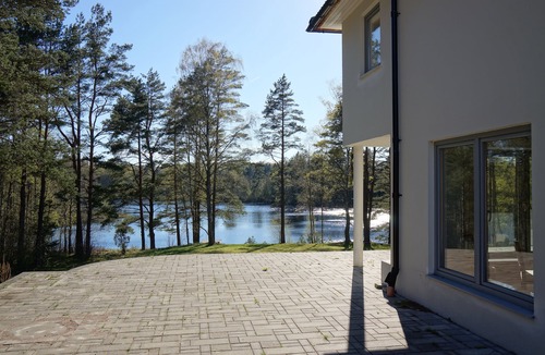 Korsveka Villa | Landvilla at bathing lake in idyllic nature