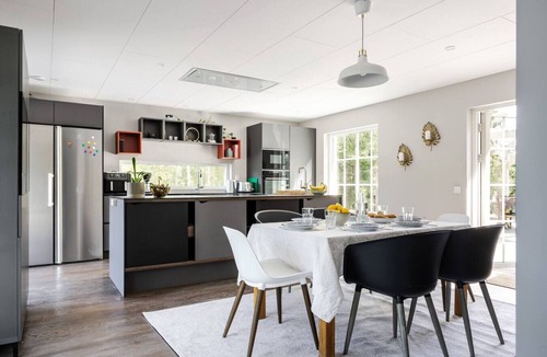 Harryda House | Large and newly built family home in Goteborg